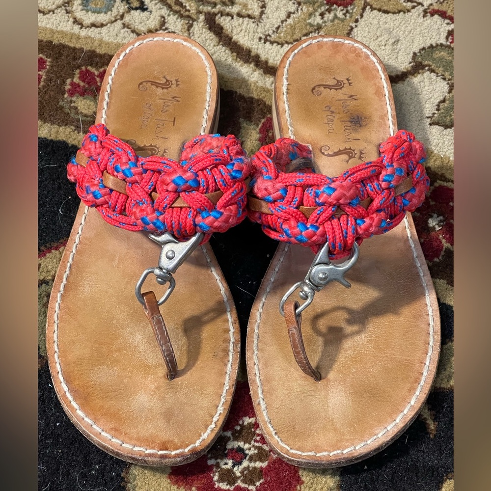 MISS TRISH OF CAPRI BRAIDED MULTICOLOR LESTHR SANDALS WOMENS SIZE 38